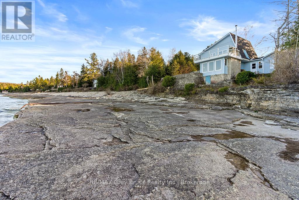 94 Isthmus Bay Road, Northern Bruce Peninsula, Ontario  N0H 1W0 - Photo 24 - X12077070
