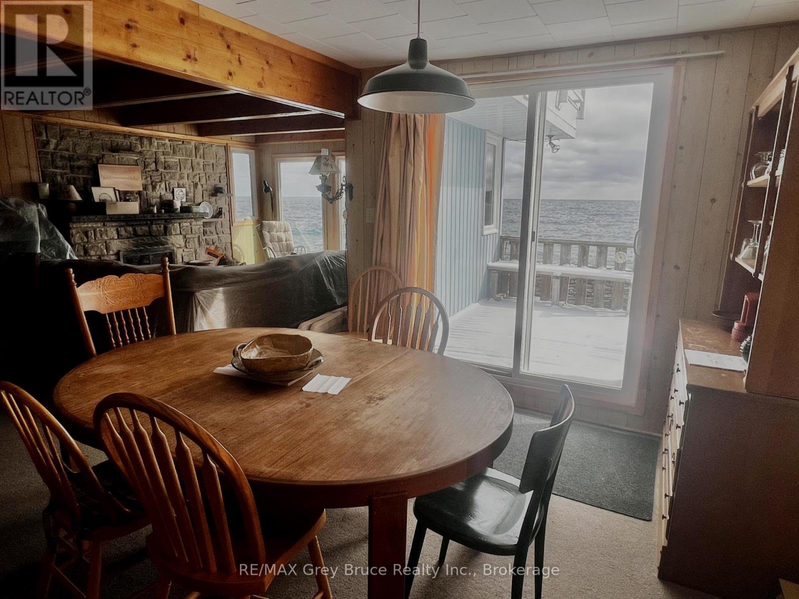 94 Isthmus Bay Road, Northern Bruce Peninsula, Ontario  N0H 1W0 - Photo 34 - X12077070