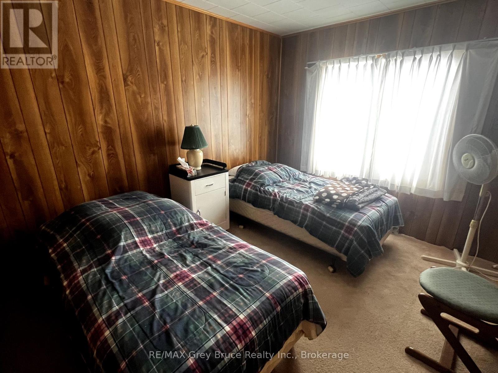 94 Isthmus Bay Road, Northern Bruce Peninsula, Ontario  N0H 1W0 - Photo 41 - X12077070