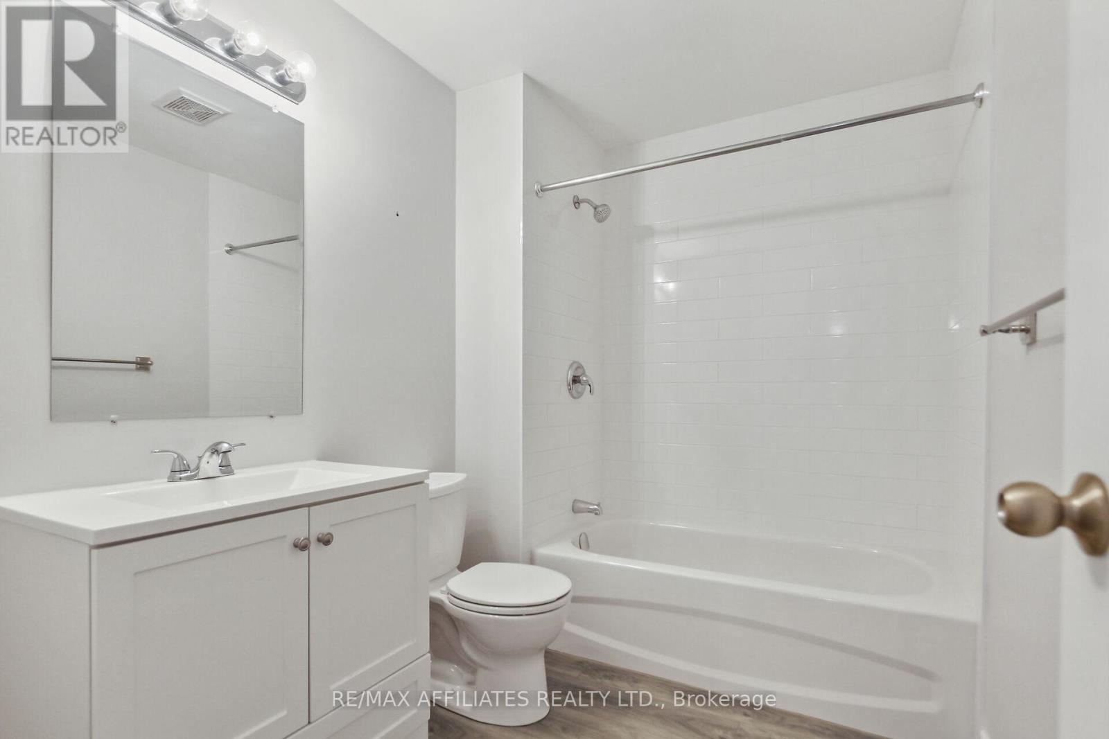 #1 - 160 Bruyere Street, Ottawa, Ontario  K1N 5E1 - Photo 25 - X12158260