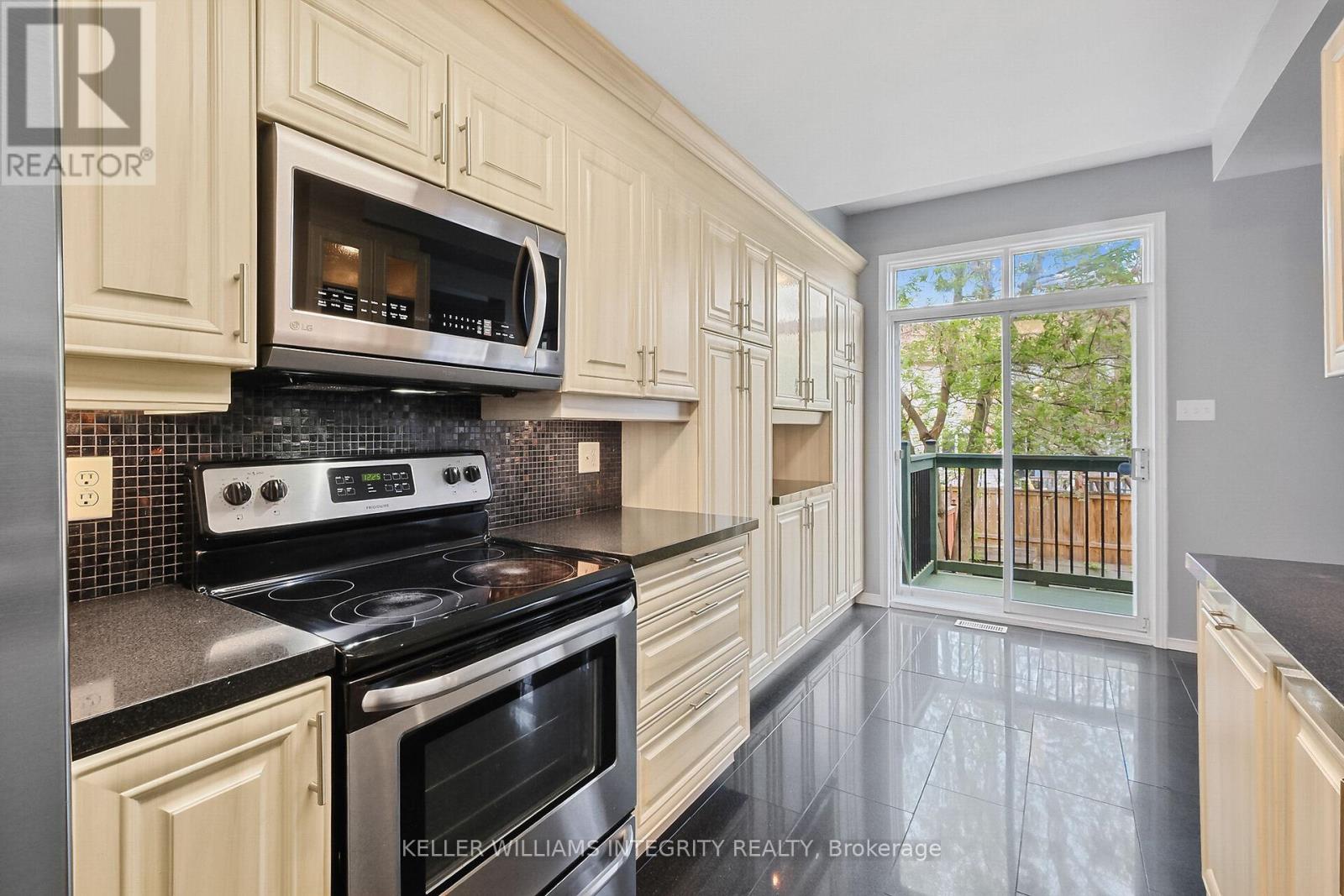 499 Lawler Crescent, Ottawa, Ontario  K4A 3Y4 - Photo 19 - X12158286