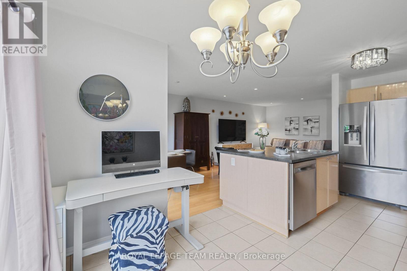 2072 Dunollie Crescent, Ottawa, Ontario  K2W 1H6 - Photo 21 - X12158345