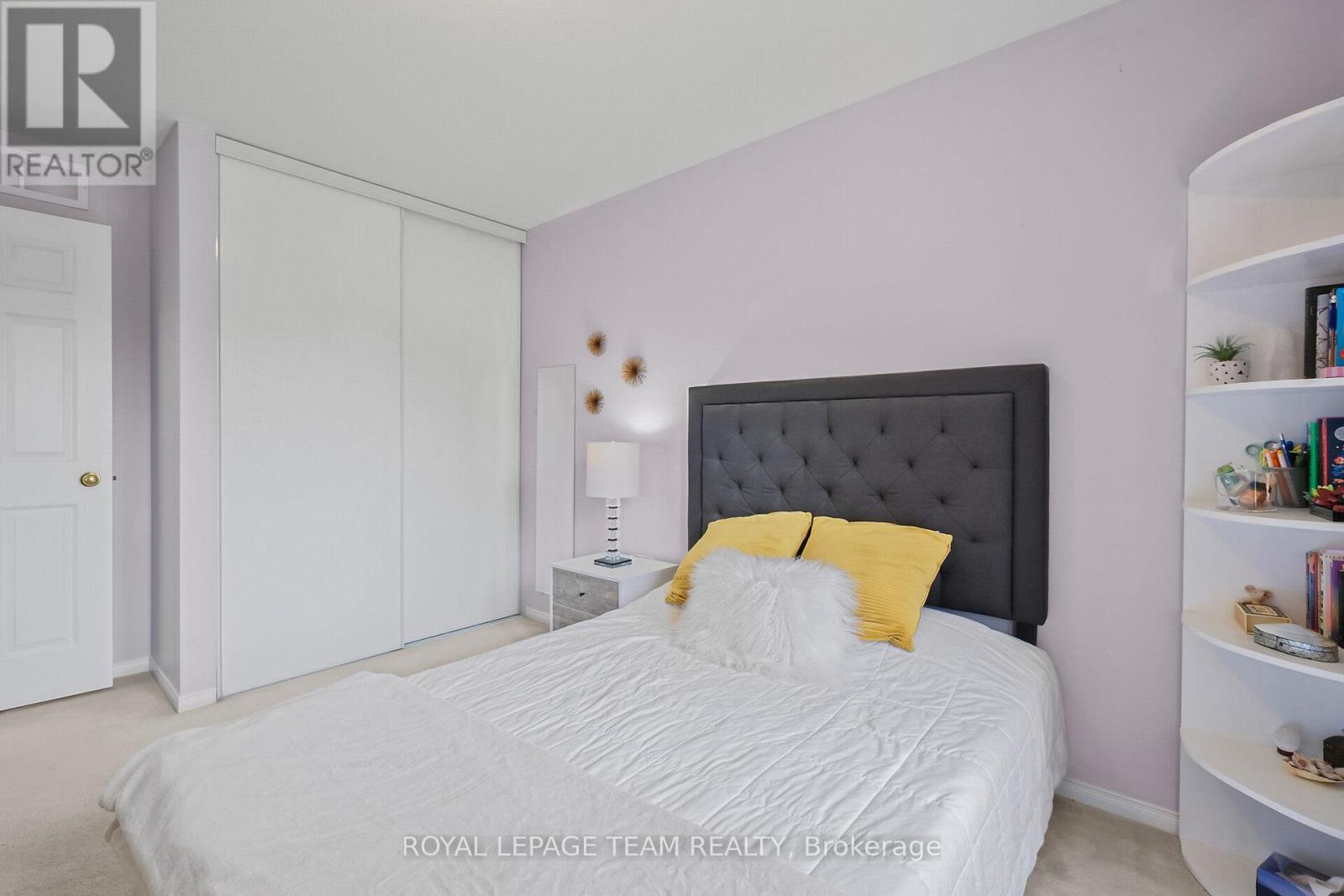 2072 Dunollie Crescent, Ottawa, Ontario  K2W 1H6 - Photo 32 - X12158345
