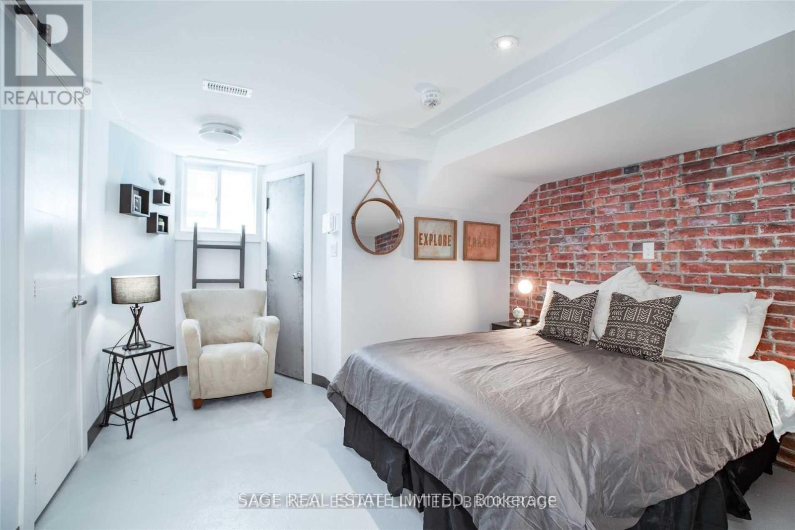 Lower - 247 Lisgar Street, Toronto, Ontario  M6J 3G8 - Photo 7 - C12145804