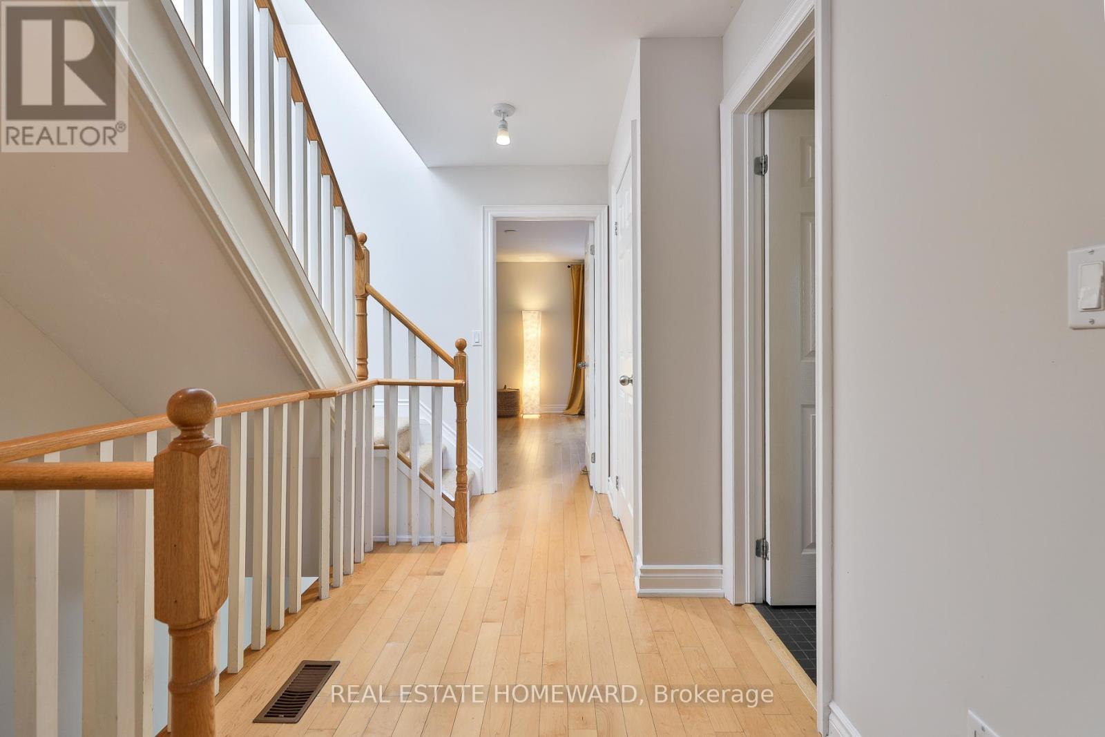 23 - 36 Rusholme Park Crescent, Toronto (Little Portugal), Ontario  M6J 2C9 - Photo 20 - C12158240