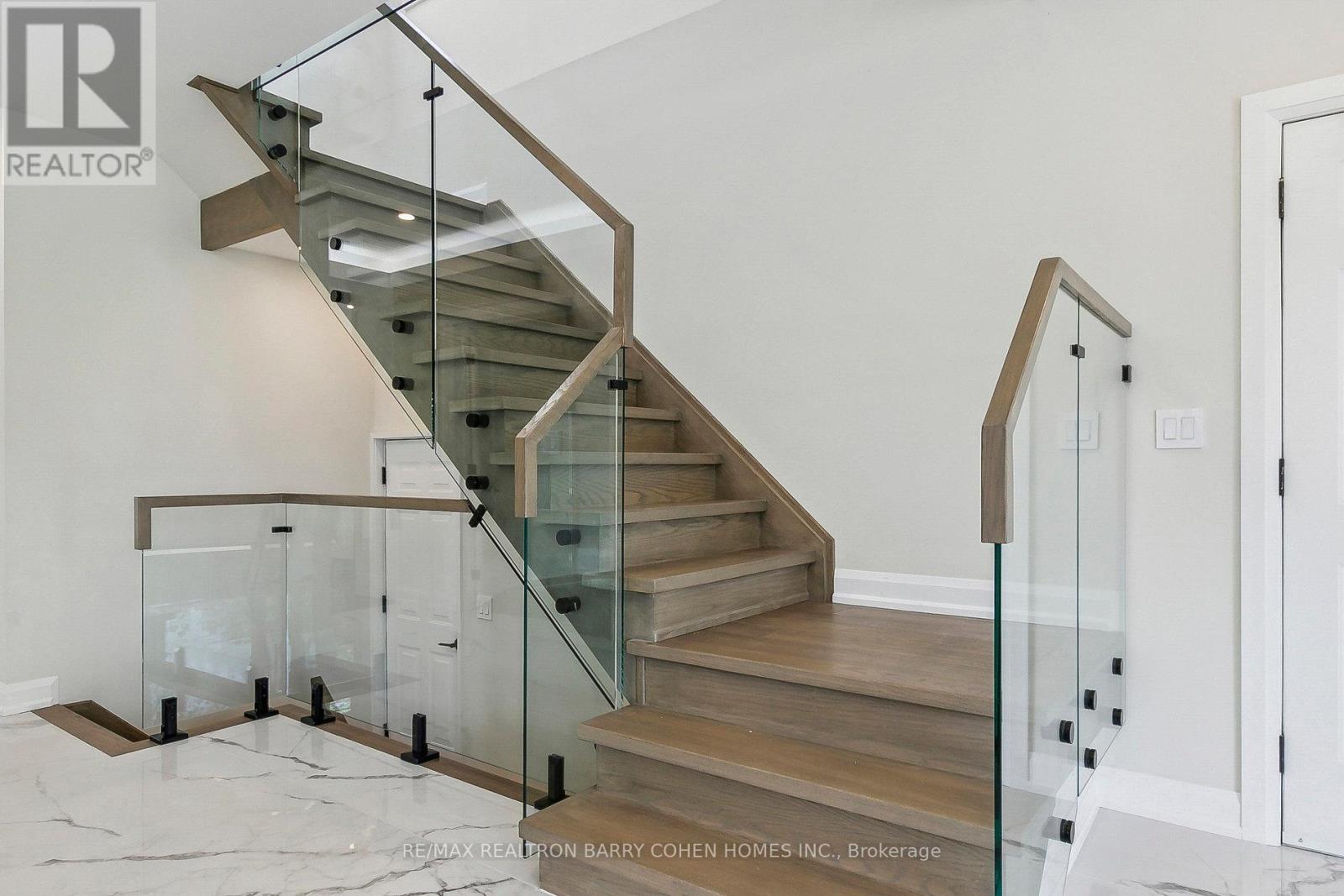 168 Haddington Avenue, Toronto, Ontario  M5M 2P6 - Photo 11 - C12158265