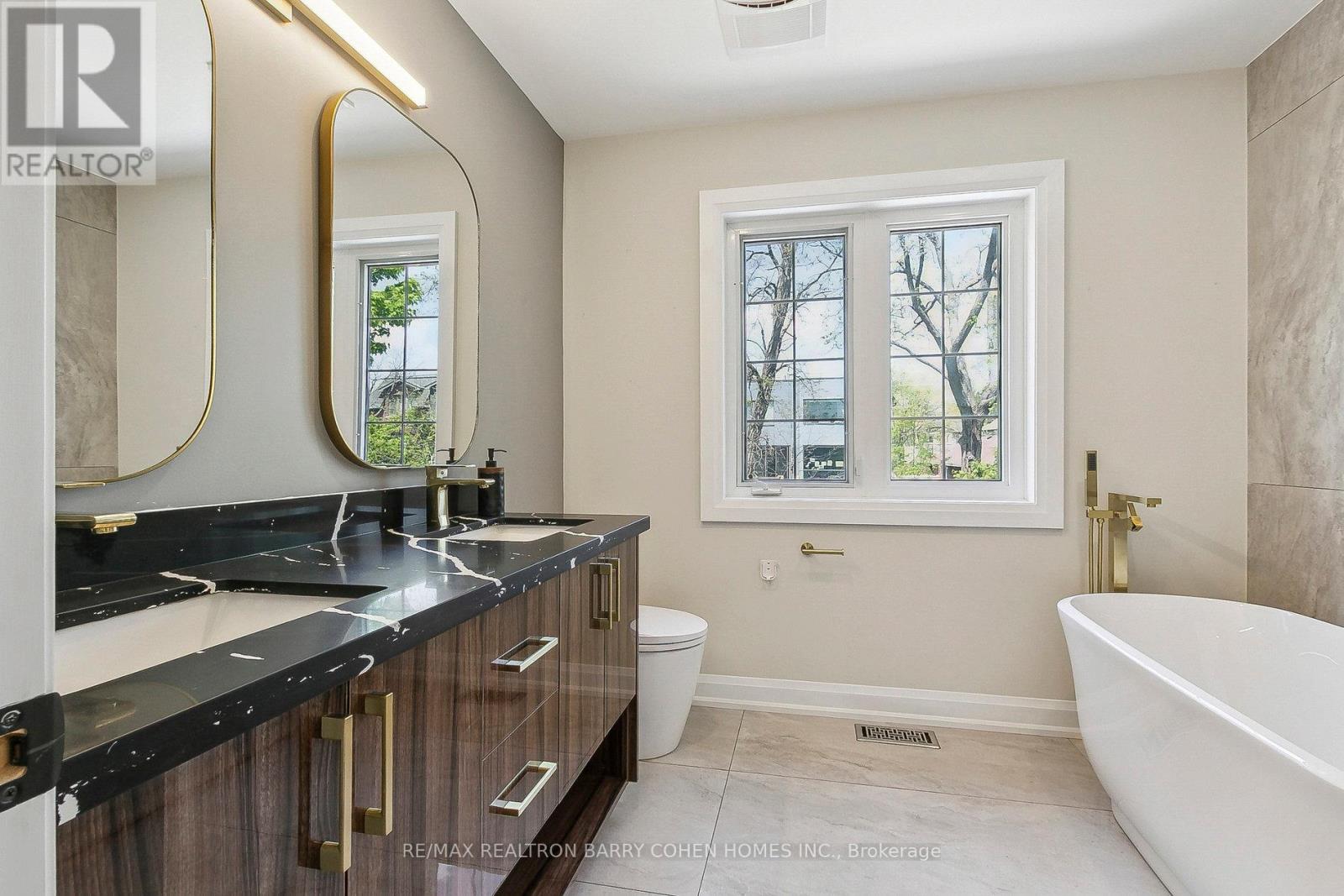 168 Haddington Avenue, Toronto, Ontario  M5M 2P6 - Photo 15 - C12158265
