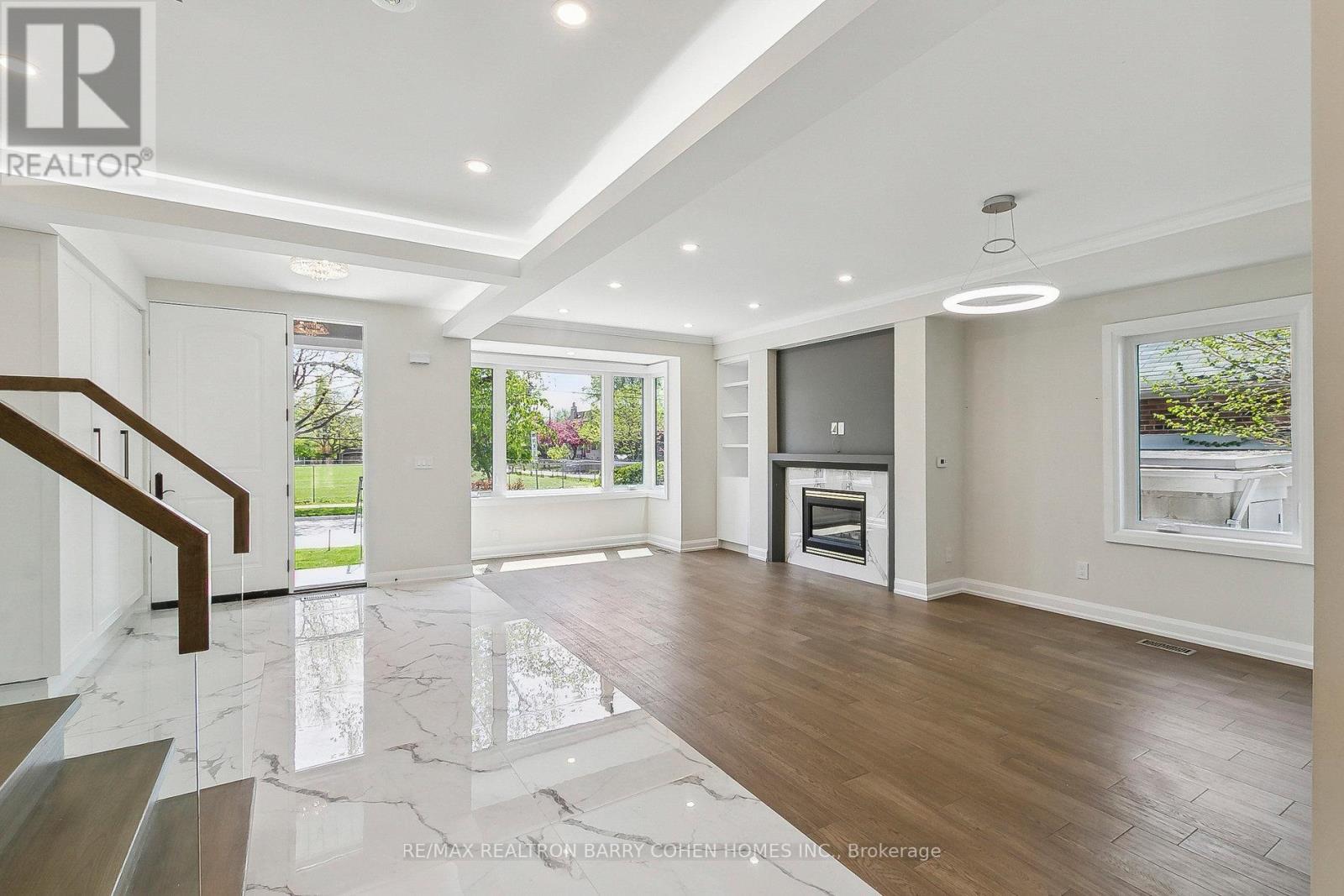 168 Haddington Avenue, Toronto, Ontario  M5M 2P6 - Photo 3 - C12158265