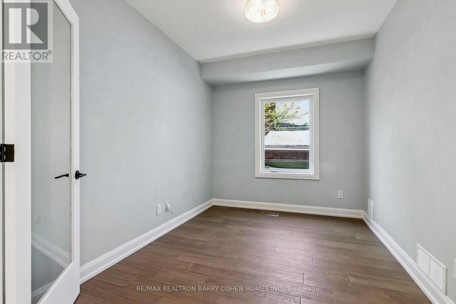 168 Haddington Avenue, Toronto, Ontario  M5M 2P6 - Photo 4 - C12158265