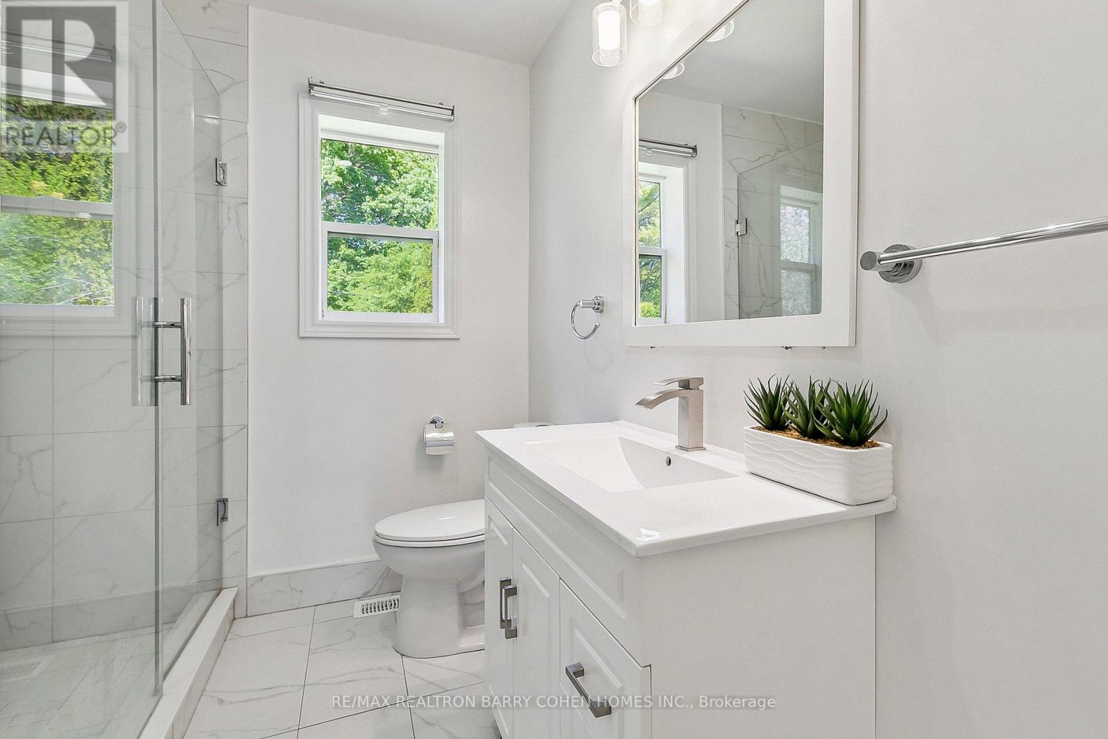 44 Broadlands Boulevard, Toronto, Ontario  M3A 1J3 - Photo 12 - C12158280