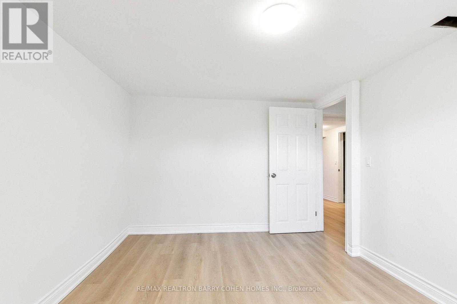 44 Broadlands Boulevard, Toronto, Ontario  M3A 1J3 - Photo 17 - C12158280