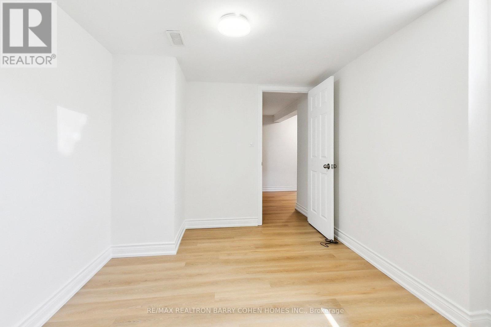 44 Broadlands Boulevard, Toronto, Ontario  M3A 1J3 - Photo 19 - C12158280