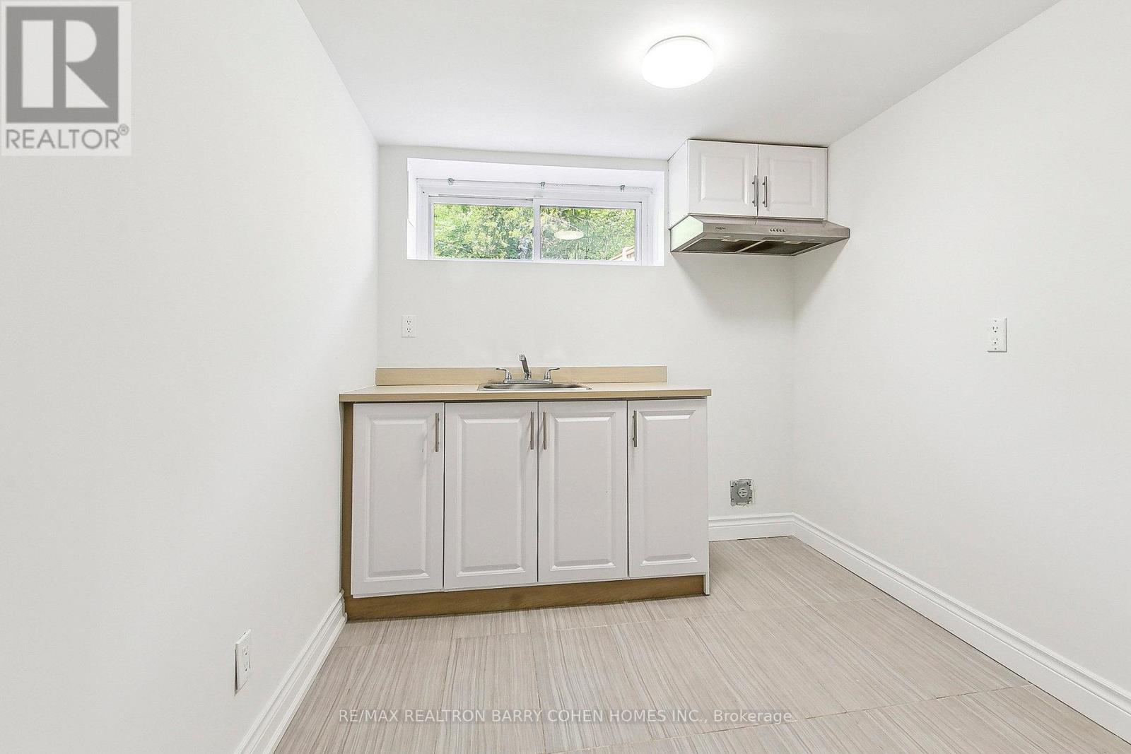 44 Broadlands Boulevard, Toronto, Ontario  M3A 1J3 - Photo 22 - C12158280