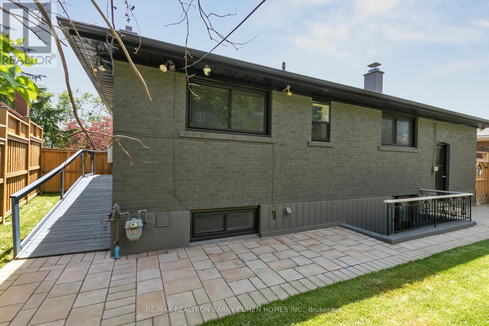 44 Broadlands Boulevard, Toronto, Ontario  M3A 1J3 - Photo 26 - C12158280