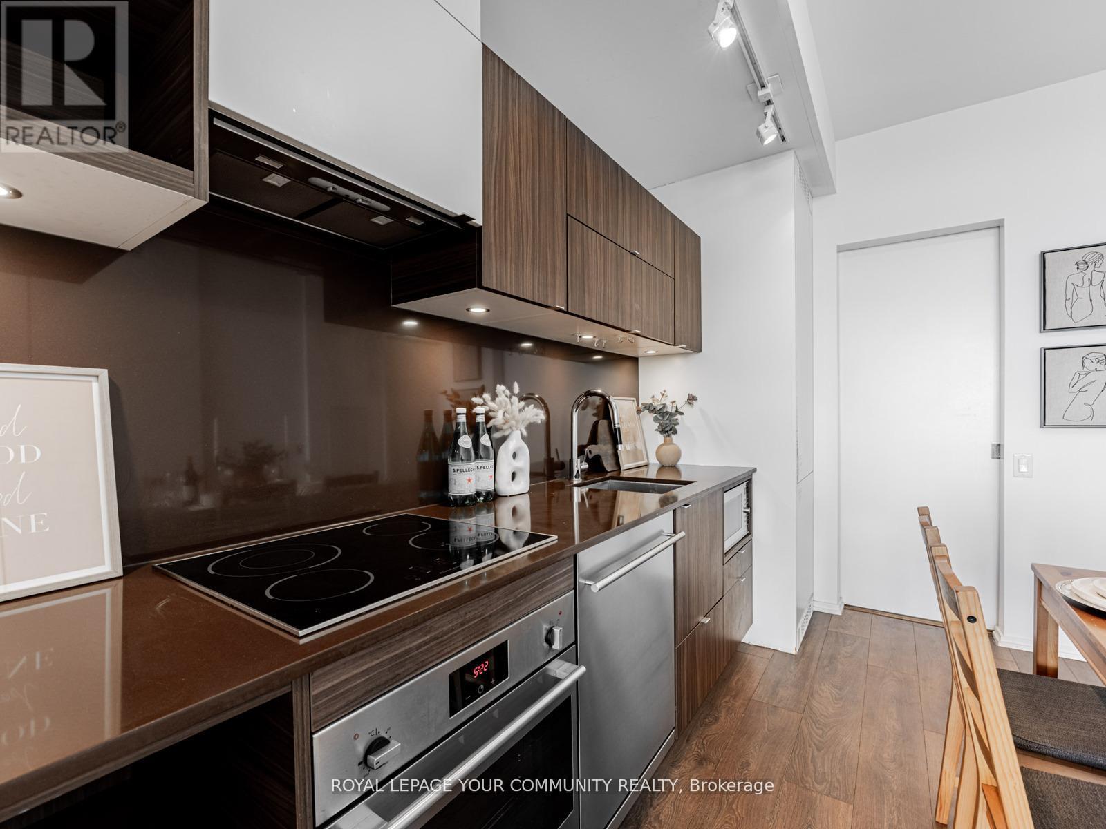 1604 - 125 Peter Street, Toronto, Ontario  M5V 0M2 - Photo 20 - C12158306