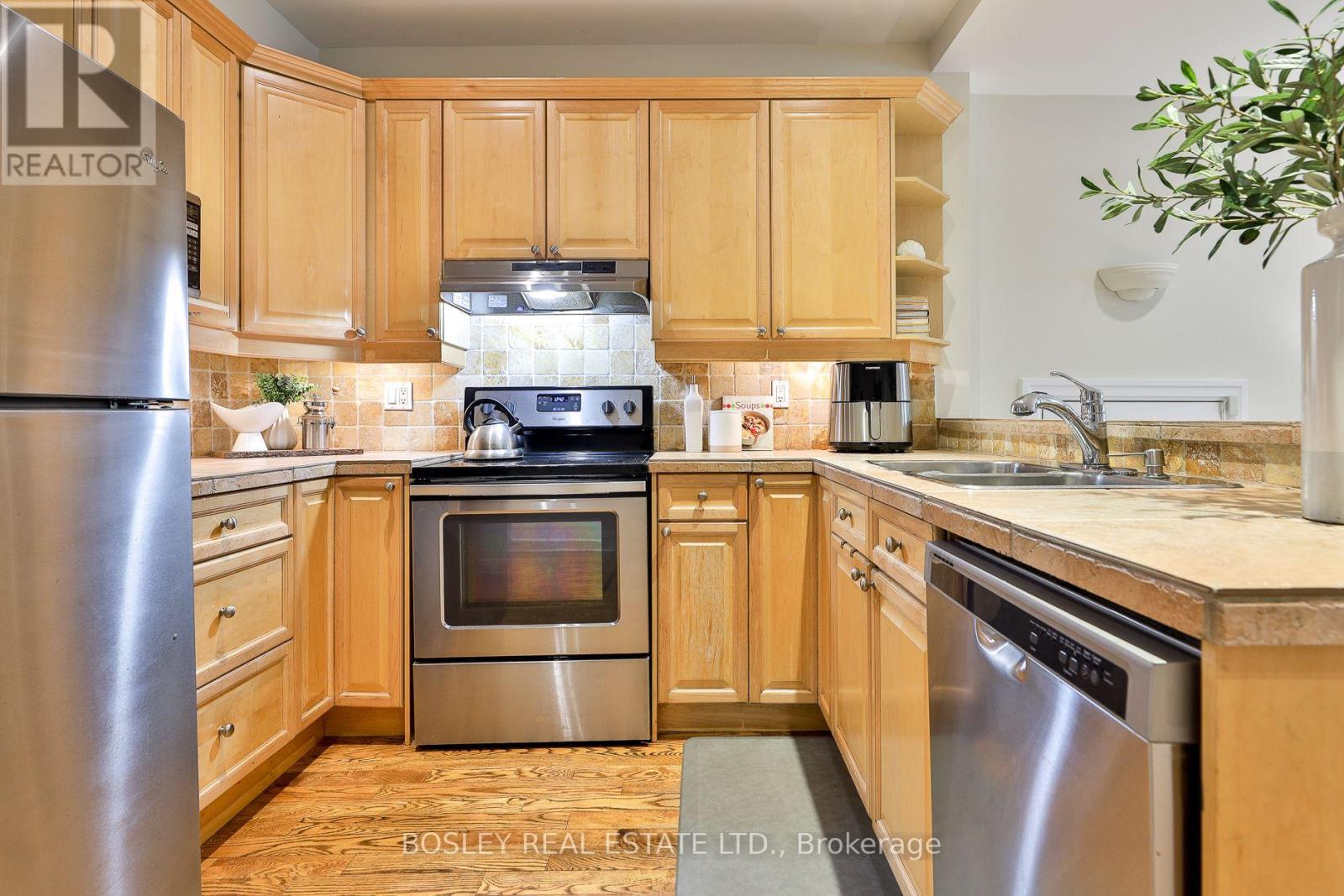 34 Taunton Road, Toronto, Ontario  M4S 2P1 - Photo 12 - C12158320