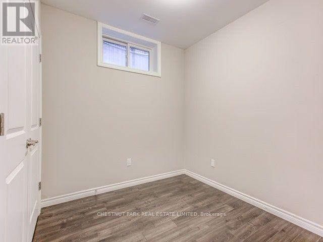 B - 30 Follis Avenue, Toronto, Ontario  M6G 1S3 - Photo 12 - C12158414