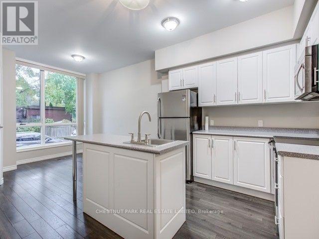 B - 30 Follis Avenue, Toronto, Ontario  M6G 1S3 - Photo 7 - C12158414