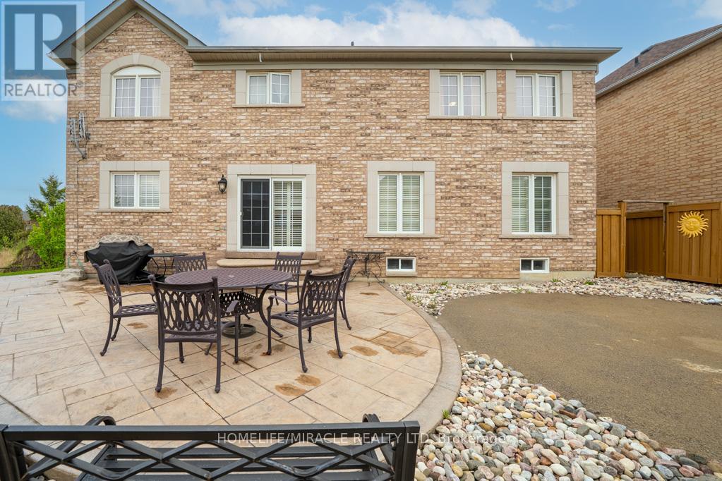 6 Mackellar Court, Ajax, Ontario  L1T 0G2 - Photo 47 - E12158326