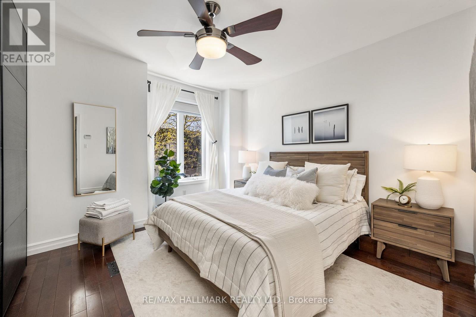 48 Allen Avenue, Toronto, Ontario  M4M 1T4 - Photo 14 - E12158328