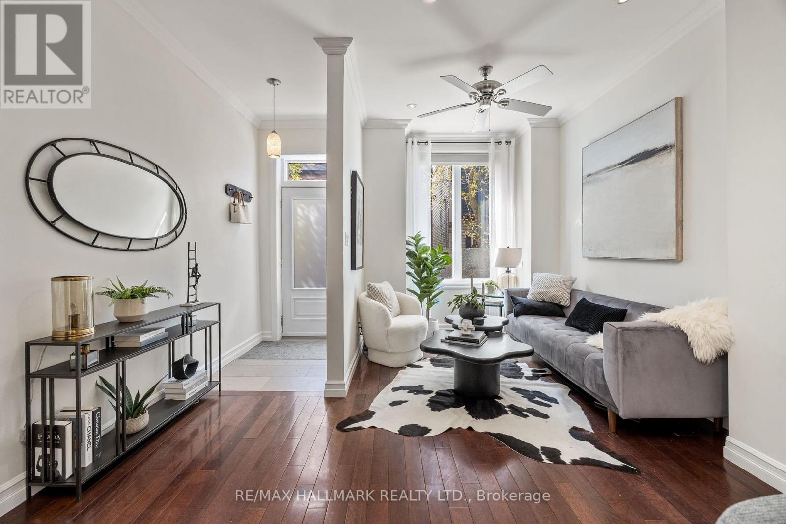 48 Allen Avenue, Toronto, Ontario  M4M 1T4 - Photo 2 - E12158328