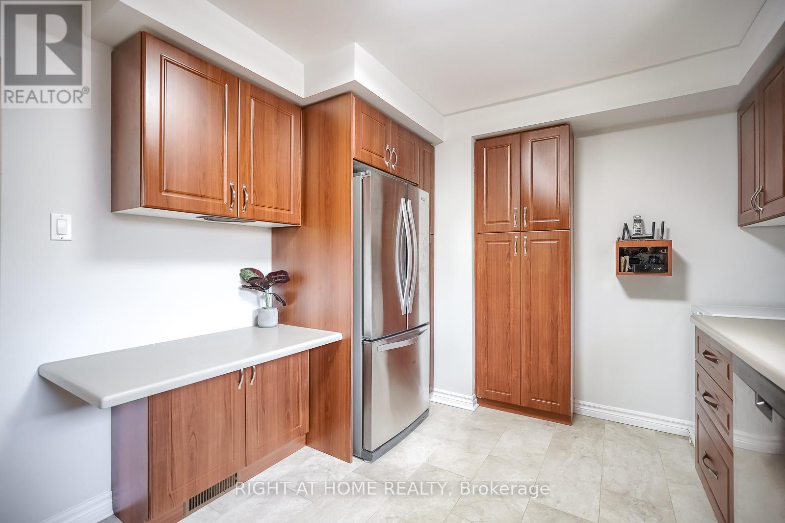 14 Amulet Street, Toronto, Ontario  M1T 2E4 - Photo 14 - E12158408