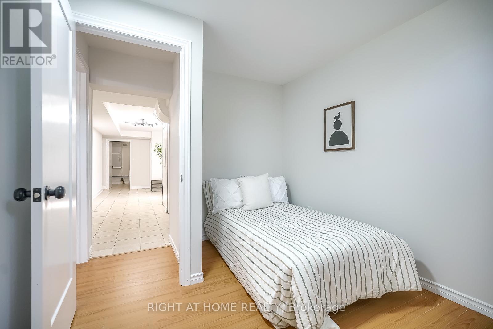 14 Amulet Street, Toronto, Ontario  M1T 2E4 - Photo 34 - E12158408