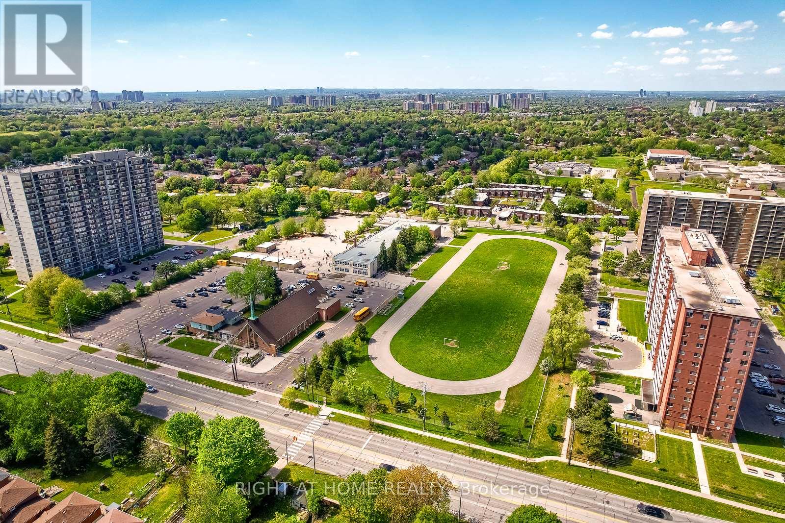 14 Amulet Street, Toronto, Ontario  M1T 2E4 - Photo 42 - E12158408