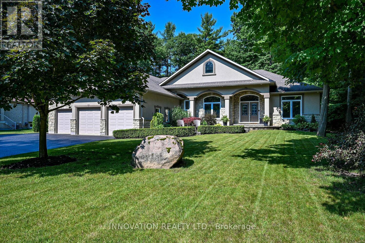 28 LADDIE LANE, Springwater, Ontario