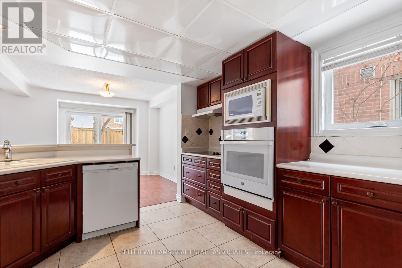 60 - 5480 Glen Erin Drive, Mississauga (Central Erin Mills), Ontario  L5M 5R3 - Photo 16 - W12141810