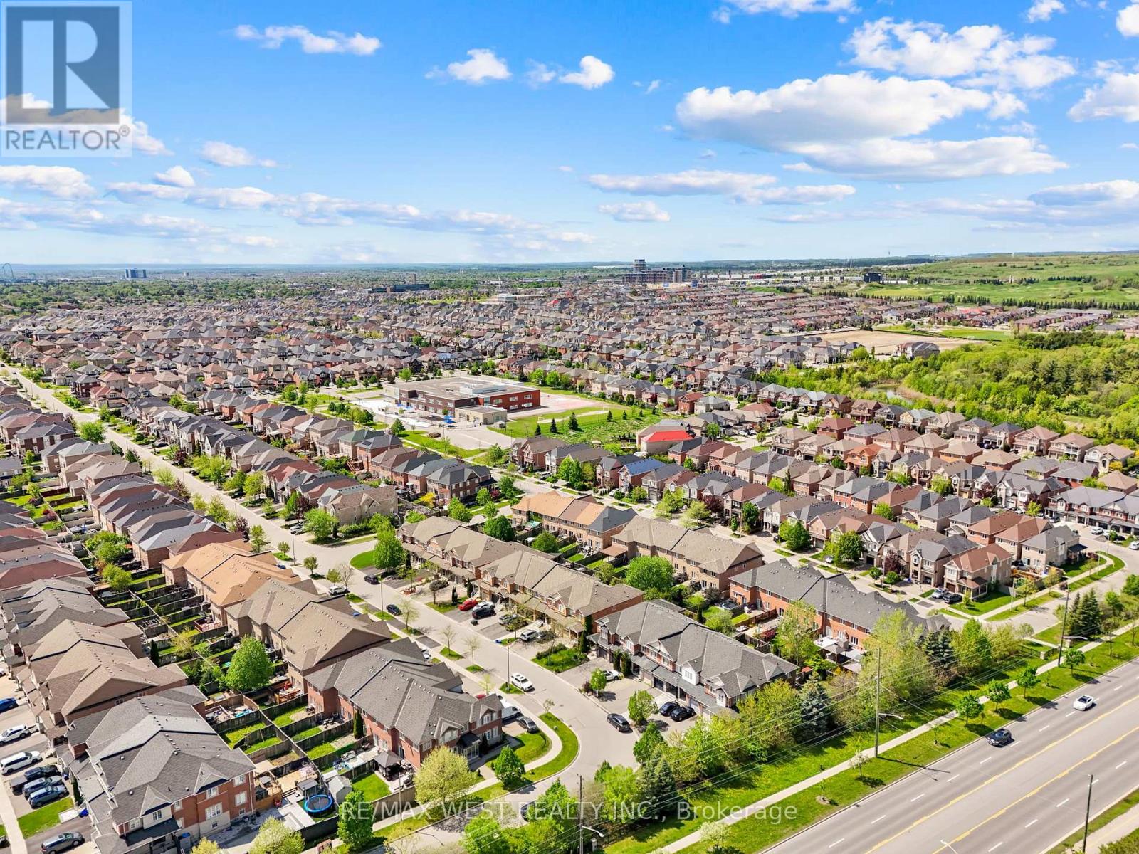 121 Carrier Crescent, Vaughan, Ontario  L6A 0T6 - Photo 40 - N12158259