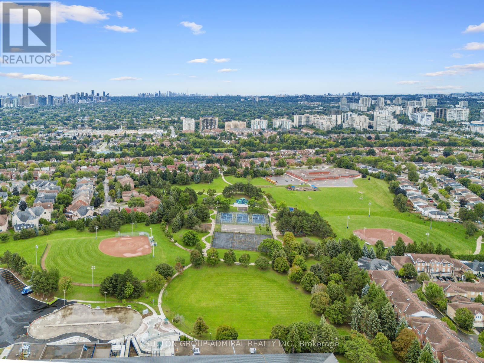 582 Spring Gate Boulevard, Vaughan, Ontario  L4J 5B8 - Photo 40 - N12158299