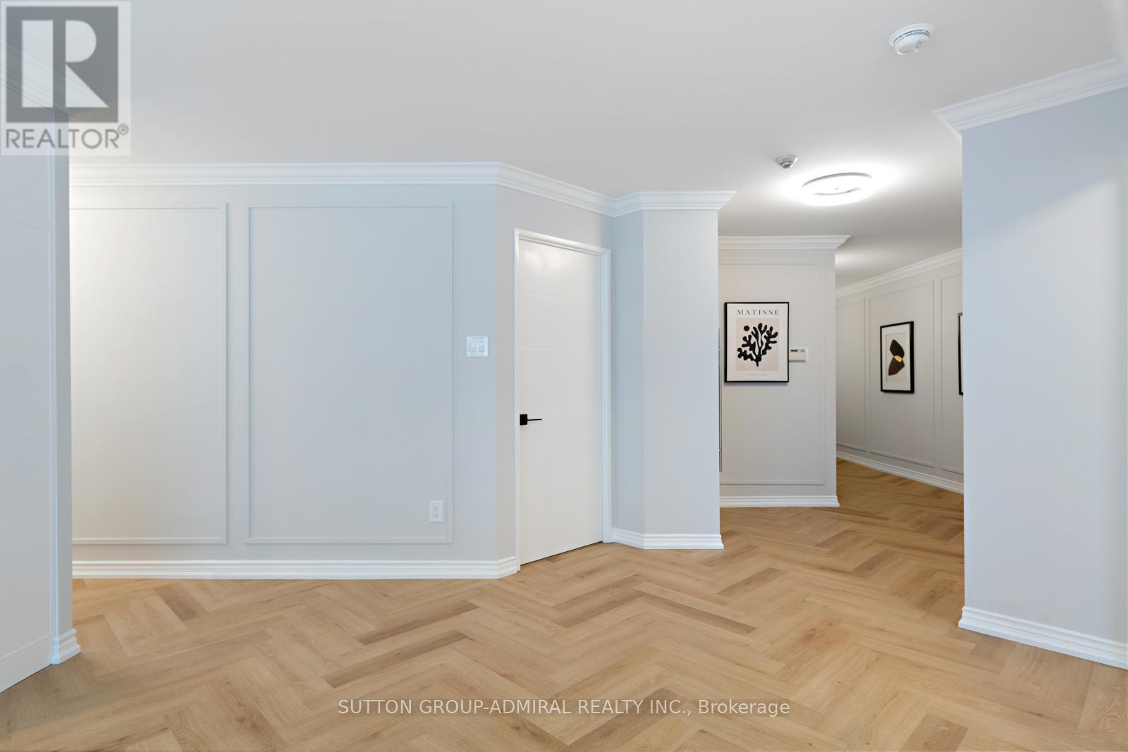 304 - 7 Townsgate Drive, Vaughan, Ontario  L4J 7Z9 - Photo 26 - N12158324