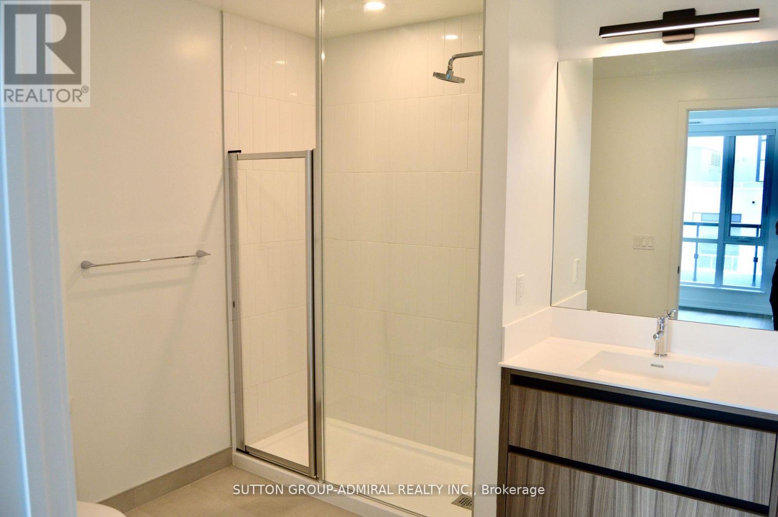 1302 - 7950 Bathurst Street, Vaughan, Ontario  L4J 0L4 - Photo 4 - N12158385