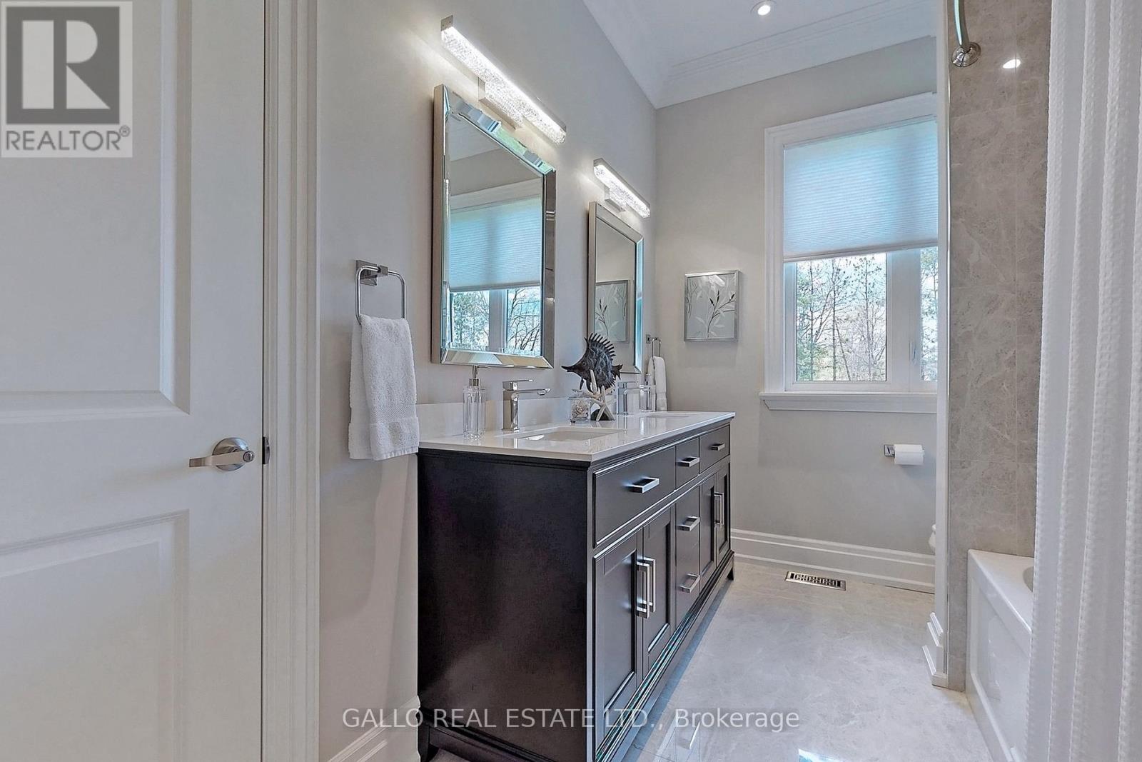 18865 Kennedy Road, East Gwillimbury, Ontario  L0G 1V0 - Photo 27 - N12158403