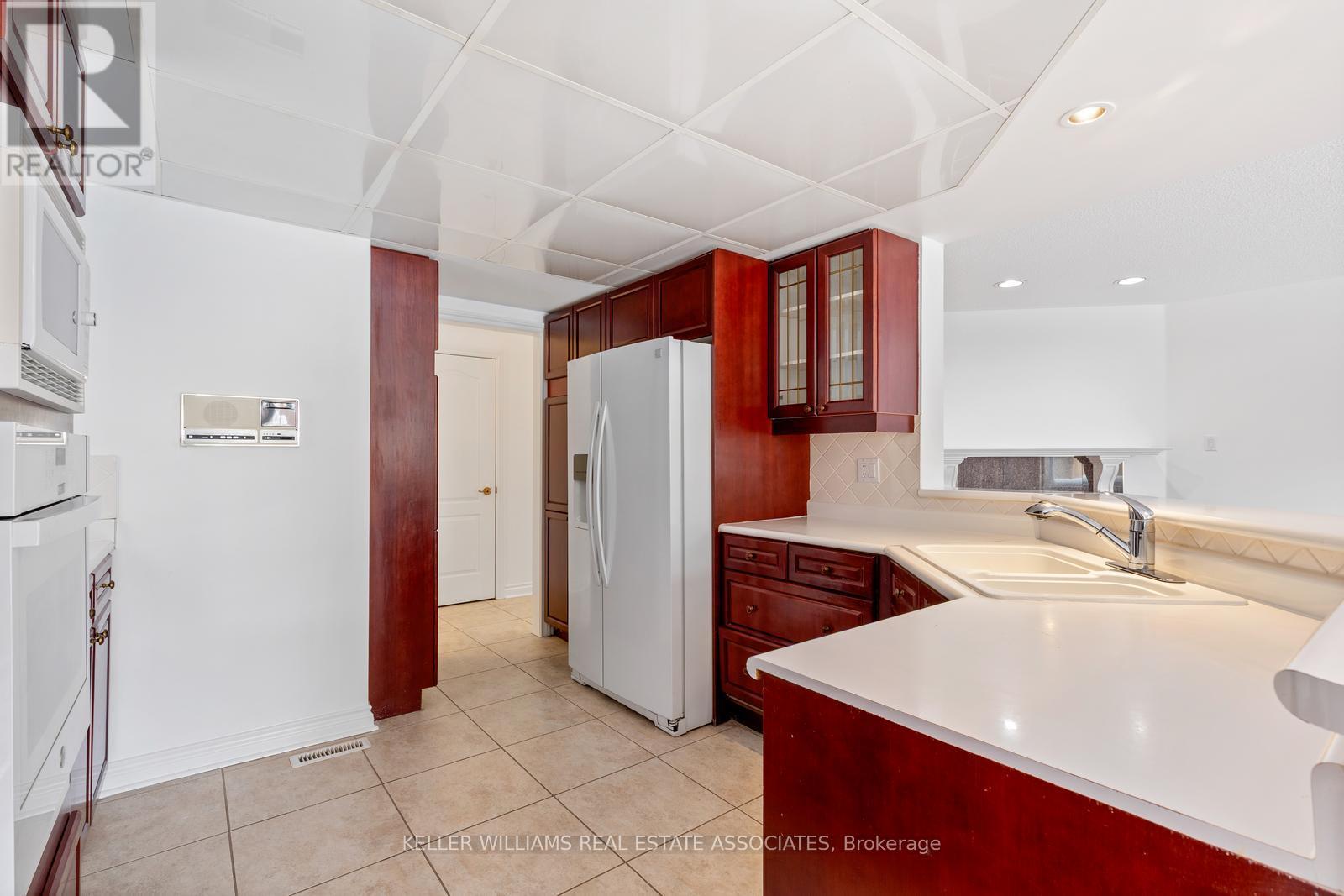 60 - 5480 Glen Erin Drive, Mississauga, Ontario  L5M 5R3 - Photo 13 - W12141810