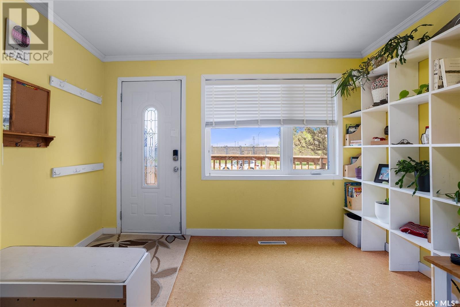 Property at 2515 McPherson AVENUE image 2