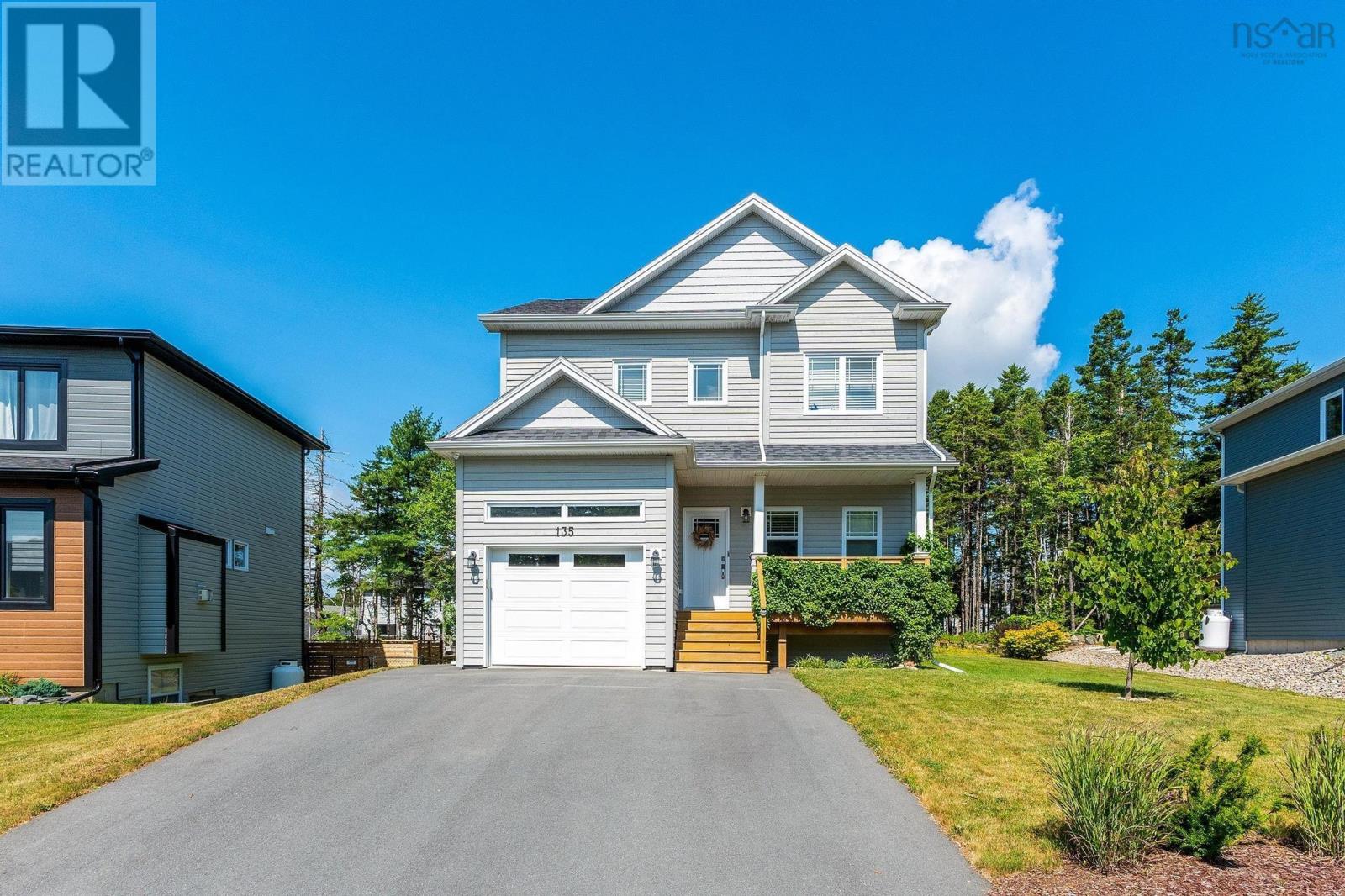 135 Lewis Drive, Bedford, Nova Scotia  B4B 0L3 - Photo 1 - 202509024