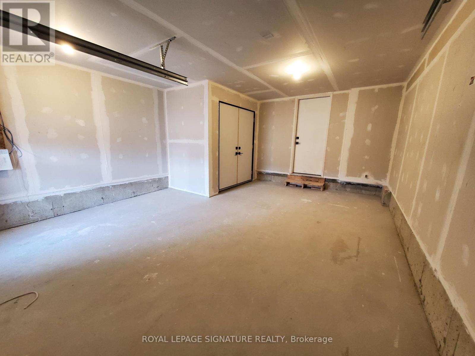 13 Fairlane Avenue, Barrie, Ontario  L9J 0N1 - Photo 21 - S12158404