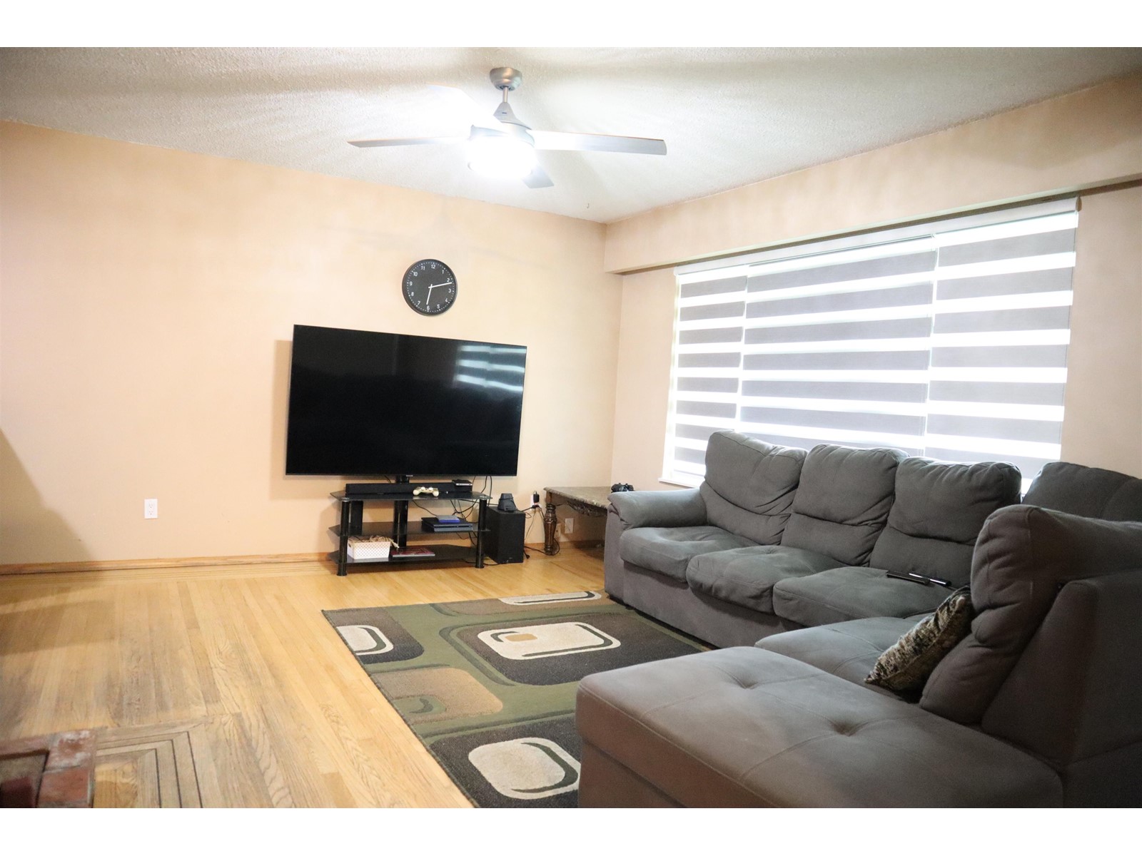 12533 99a Avenue, Surrey, British Columbia  V3V 2R6 - Photo 4 - R3003914