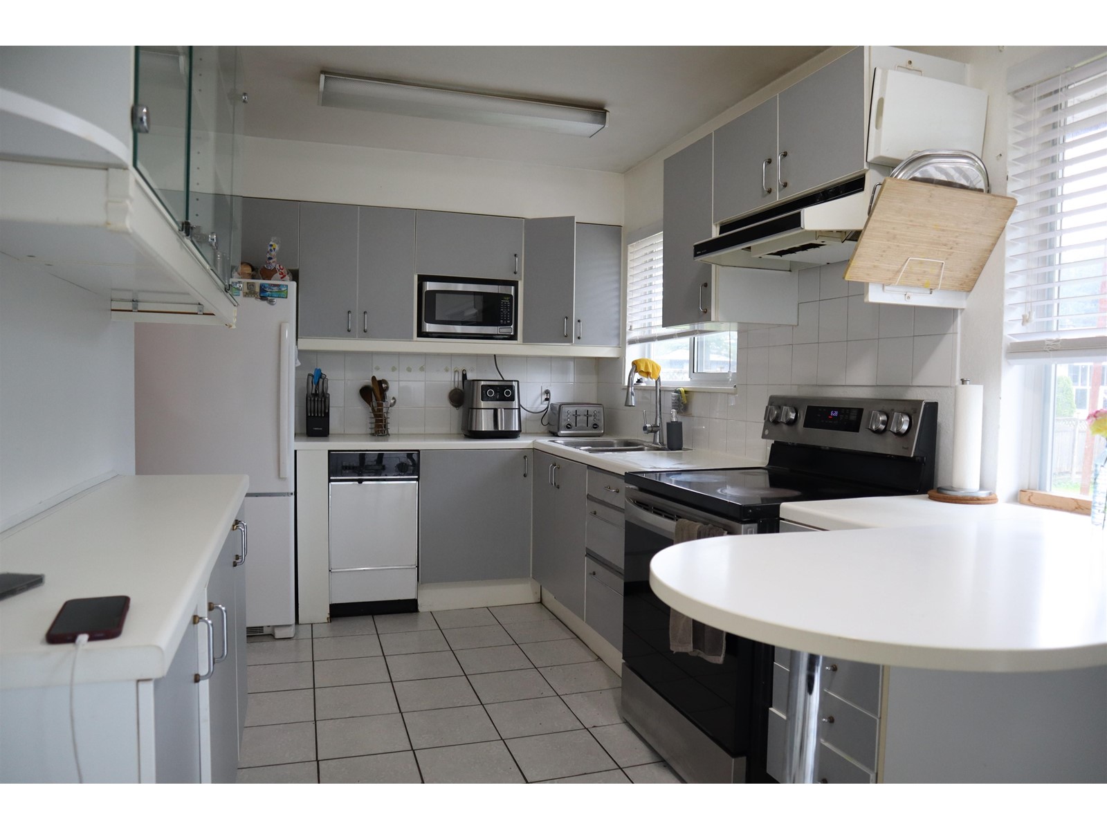 12533 99a Avenue, Surrey, British Columbia  V3V 2R6 - Photo 12 - R3003914