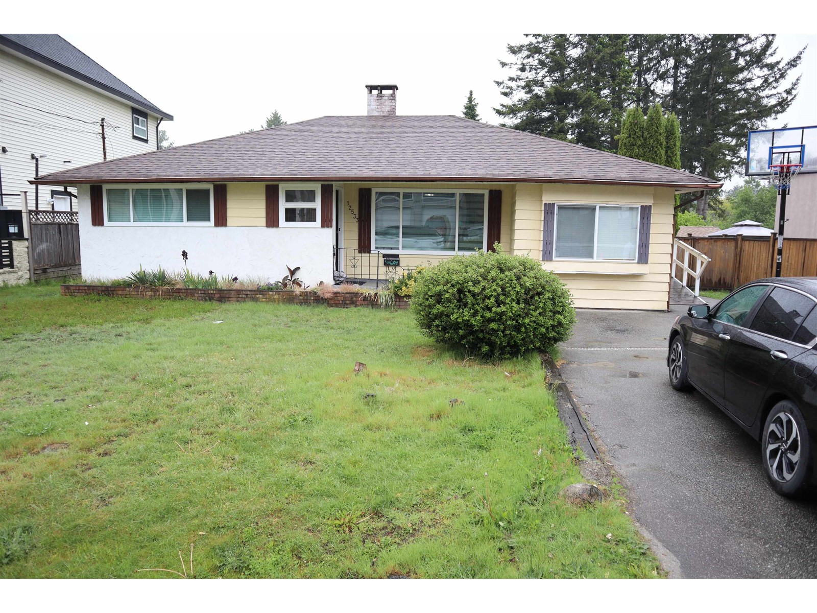12533 99a Avenue, Surrey, British Columbia  V3V 2R6 - Photo 2 - R3003914