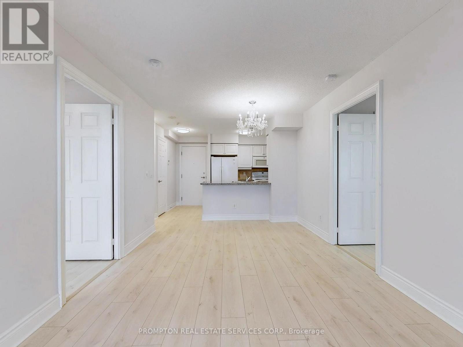 2811 - 15 Greenview Avenue, Toronto, Ontario  M2M 4M7 - Photo 2 - C12156311