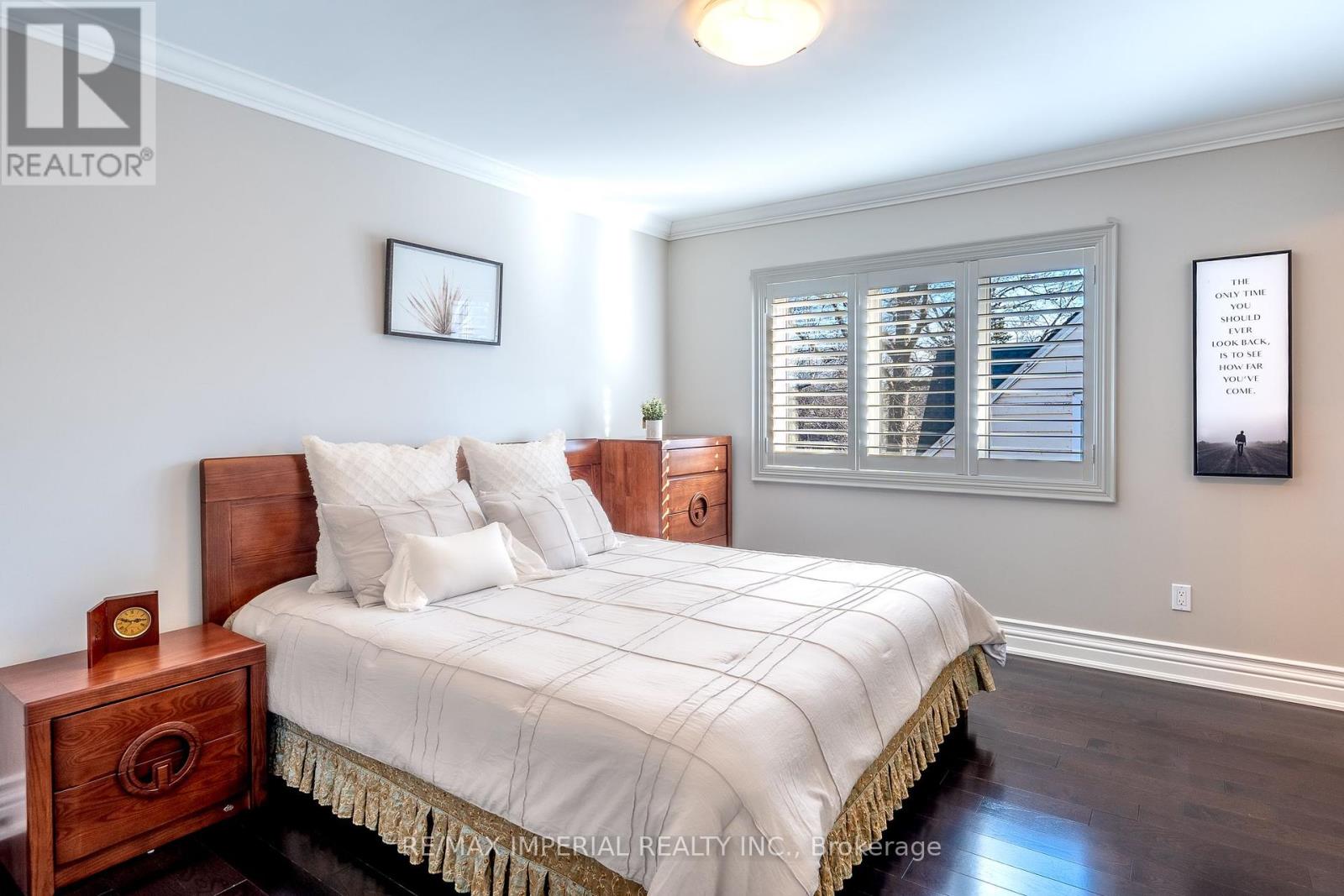 418 Queen Mary Drive, Oakville, Ontario  L6K 3M1 - Photo 21 - W12158273