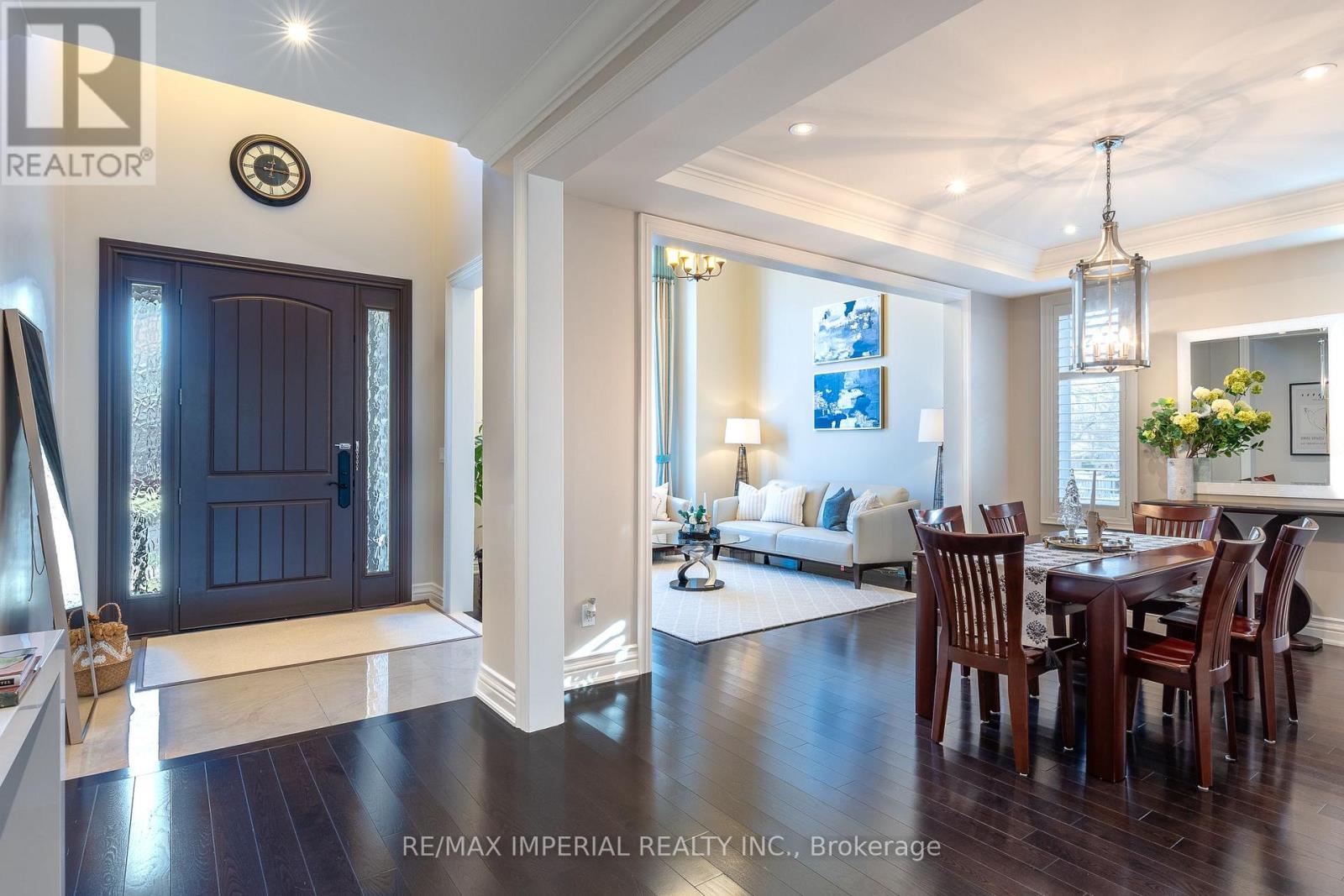 418 Queen Mary Drive Sw, Oakville, Ontario  L6K 3M1 - Photo 7 - W12158273