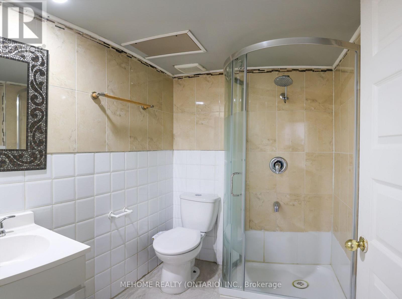 5209 Palomar Crescent, Mississauga (Hurontario), Ontario  L5R 2X2 - Photo 5 - W12158349