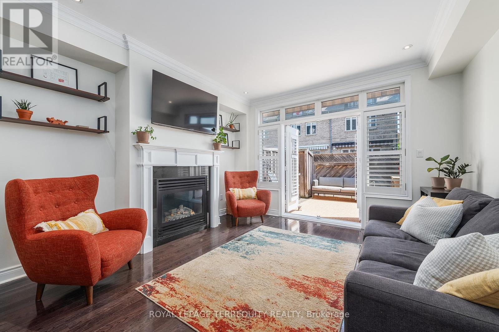 8 - 245 Van Dusen Boulevard, Toronto, Ontario  M8Z 3J2 - Photo 12 - W12158416
