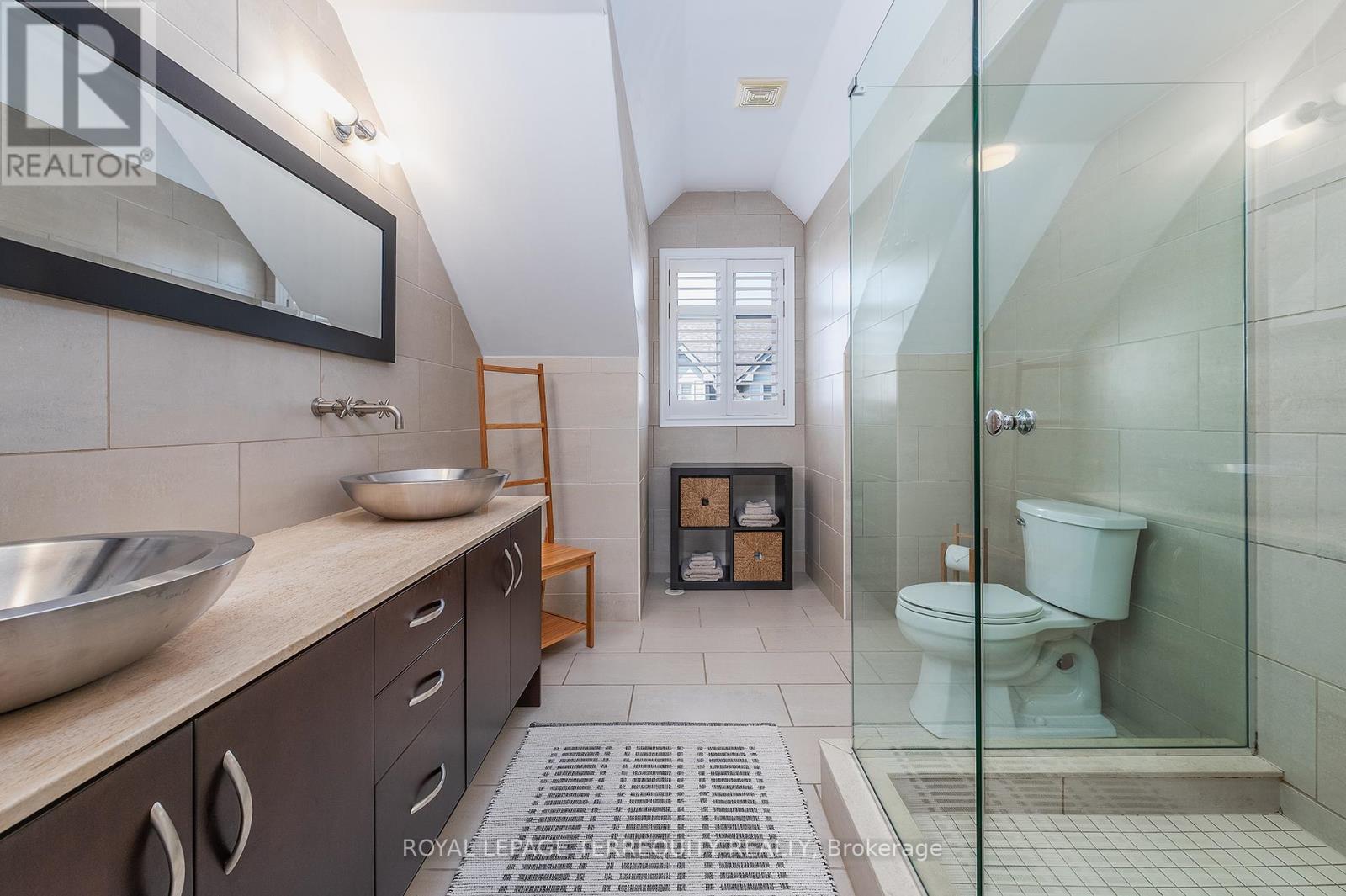 8 - 245 Van Dusen Boulevard, Toronto, Ontario  M8Z 3J2 - Photo 22 - W12158416