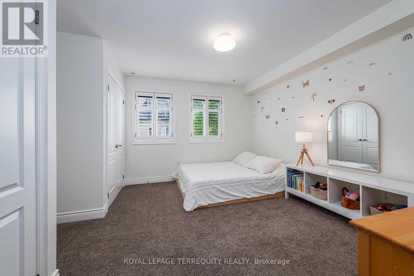 8 - 245 Van Dusen Boulevard, Toronto, Ontario  M8Z 3J2 - Photo 28 - W12158416