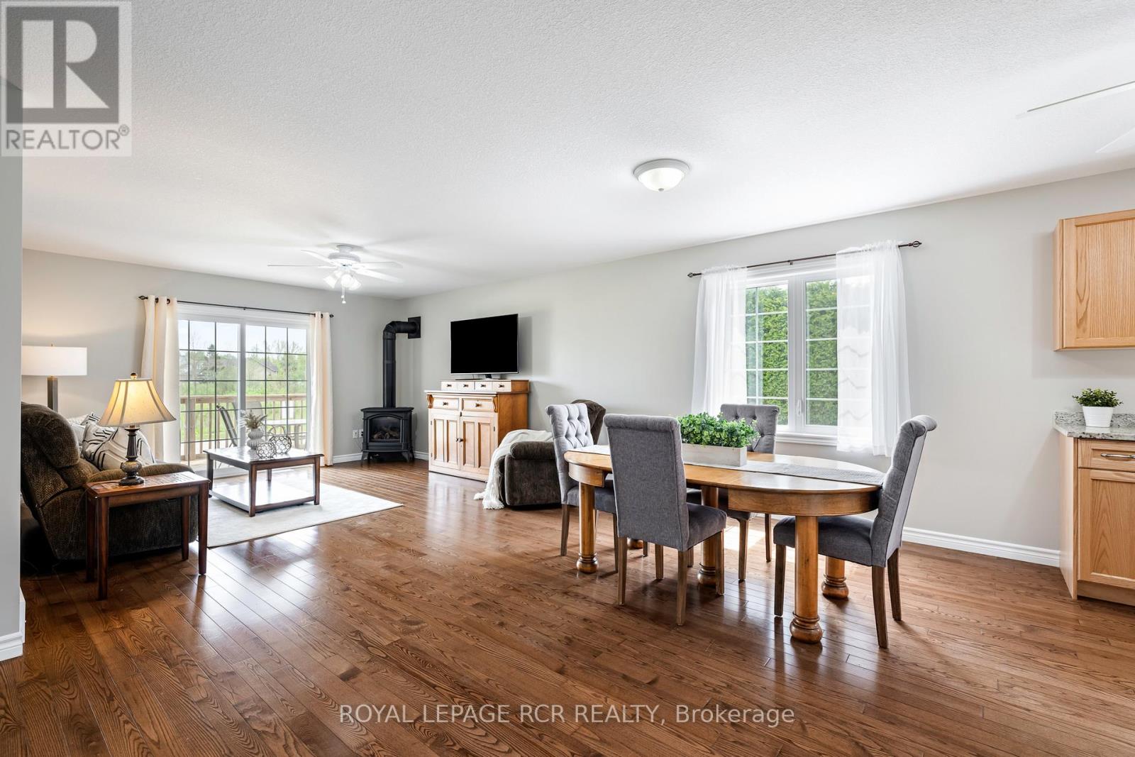 C6 - 401 Birmingham Street E, Wellington North (Mount Forest), Ontario  N0G 2L2 - Photo 11 - X12158300